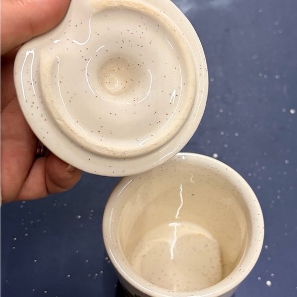 McCoy Strawberry Ceramic Jam Jar with Lid - Picture 3 of 7